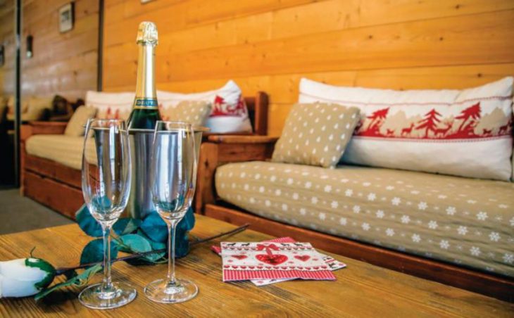 Alpina Lodge Apartments, Val d'Isere, Drinks